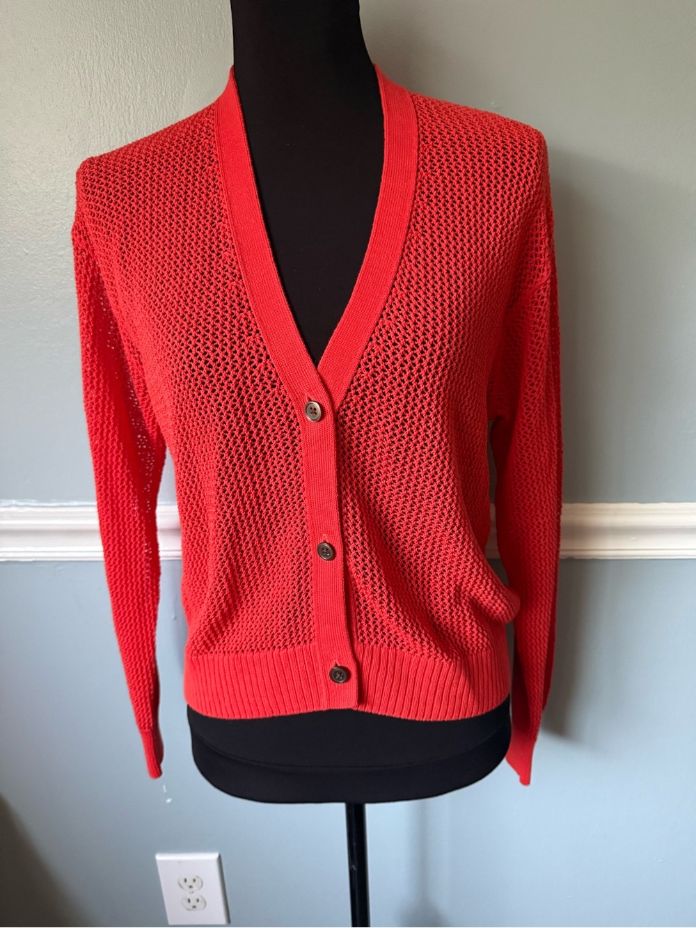 Uniqlo Bright Red Open-Weave V-Neck Button Cardigan S